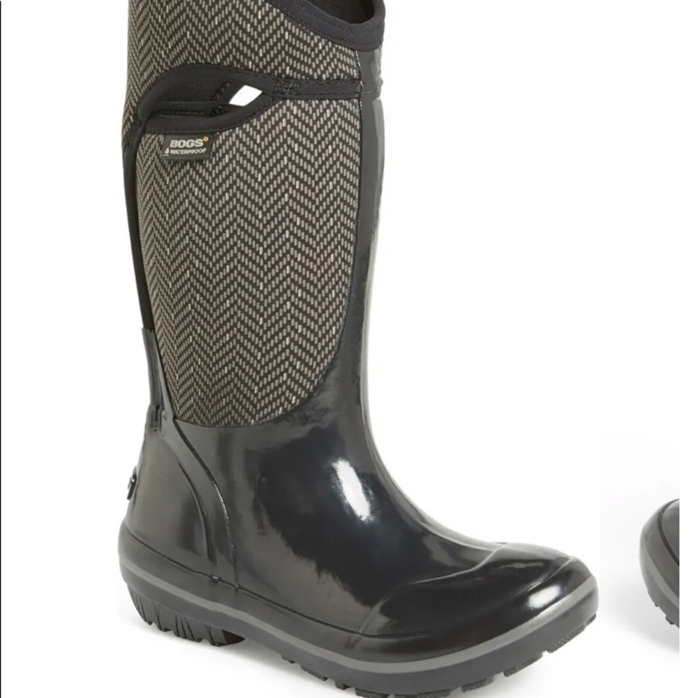 BOGS Women's Black and Gray Waterproof Boots